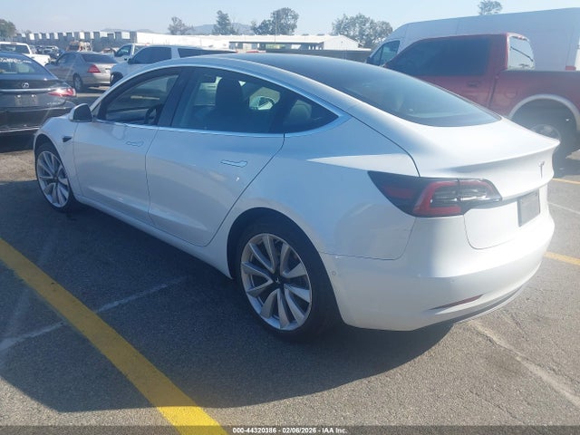 2020 TESLA MODEL 3 5YJ3E1EA8LF709013 Photo 2