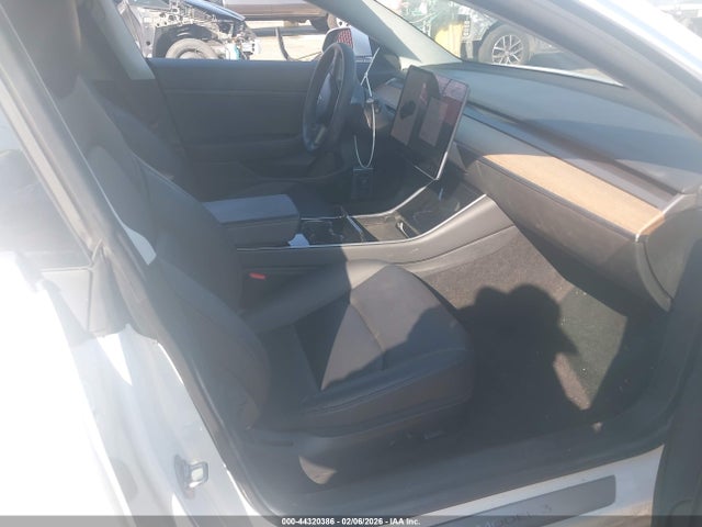 2020 TESLA MODEL 3 5YJ3E1EA8LF709013 Photo 4