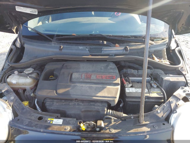 2015 FIAT 500 3C3CFFAR0FT750137 Photo 9