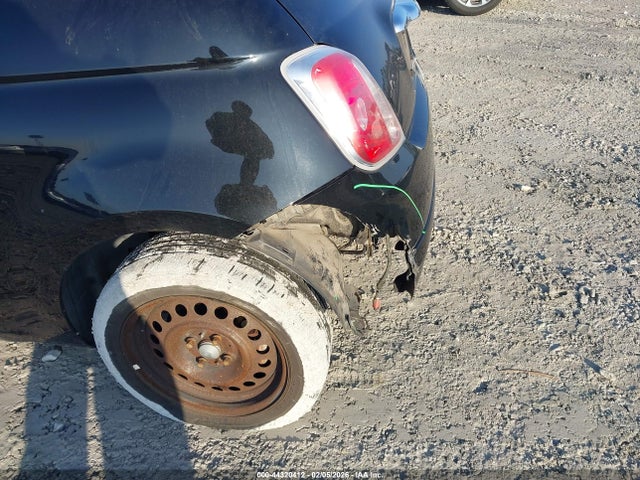 2015 FIAT 500 3C3CFFAR0FT750137 Photo 5