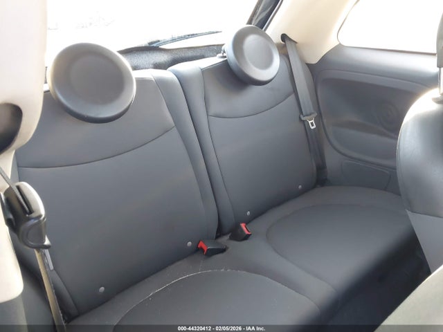 2015 FIAT 500 3C3CFFAR0FT750137 Photo 7