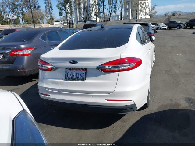 Ford Fusion Hybrid Se 2019 3FA6P0LU4KR201008 Image 16