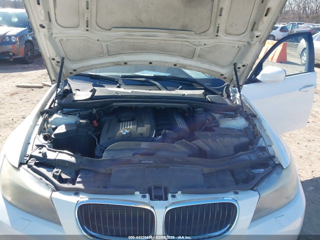 2011 BMW 328I WBAPH7C59BE675789 Photo 9