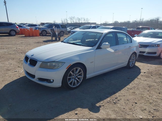 2011 BMW 328I WBAPH7C59BE675789 Photo 1