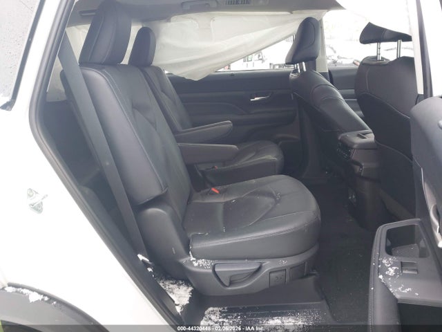5TDAAAB5XSS085512 Toyota Grand Highlander Limited
