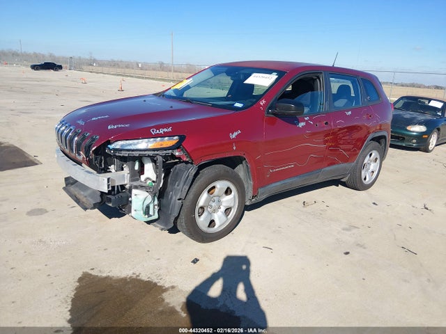 1C4PJLAB8HD221346 Jeep Cherokee Sport Fwd