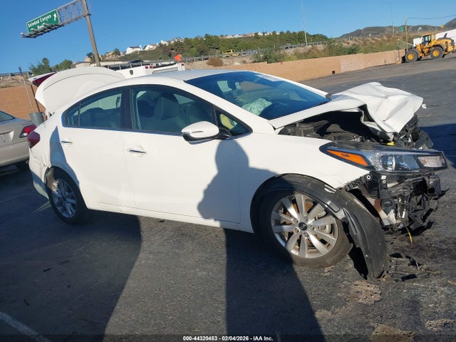 KIA FORTE S 2017 3KPFL4A71HE035377 Image 12