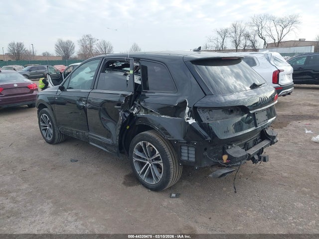 2025 AUDI Q7 WA1LCBF72SD008630 Photo 2