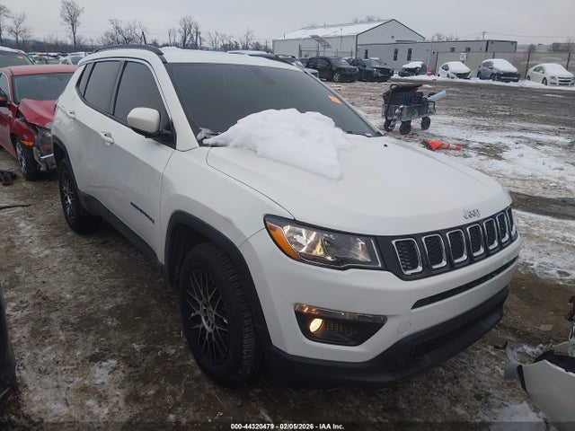2018 JEEP COMPASS 3C4NJDBB5JT176586
