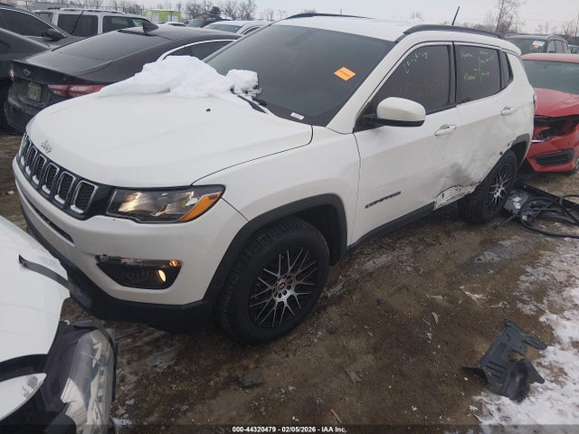 2018 JEEP COMPASS 3C4NJDBB5JT176586 Photo 1