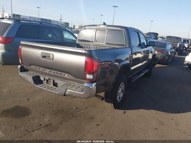 5TFAX5GNXKX140128 Toyota Tacoma Sr5