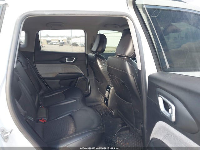 Продажа на аукционе авто 2022 Jeep Compass Latitude 4x4, vin: 3C4NJDBB2NT206553, номер лота: 44320520