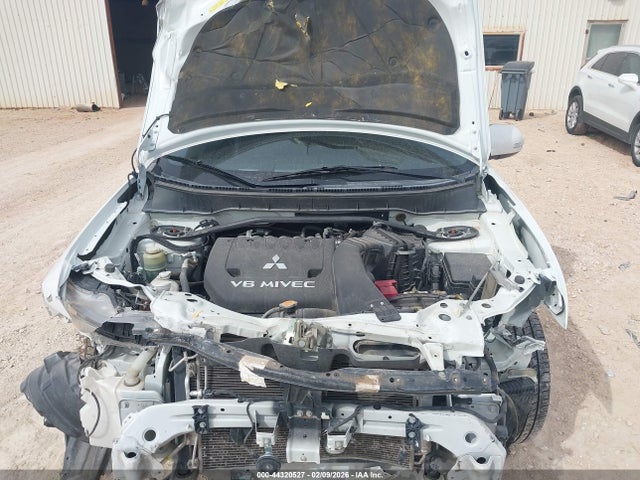 2010 MITSUBISHI OUTLANDER JA4JT5AX3AZ011330 Photo 9