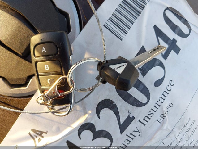 2022 KAWASAKI ER650 ML5EREM14NDA65619 Photo 10