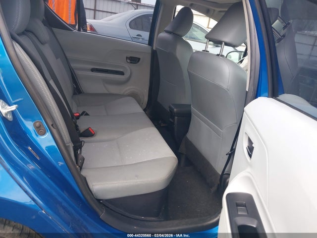 JTDKDTB31E1059467 Toyota Prius C Four
