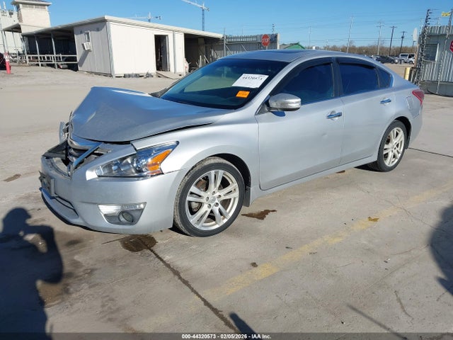 2013 NISSAN ALTIMA 1N4BL3AP5DN483643 Photo 1