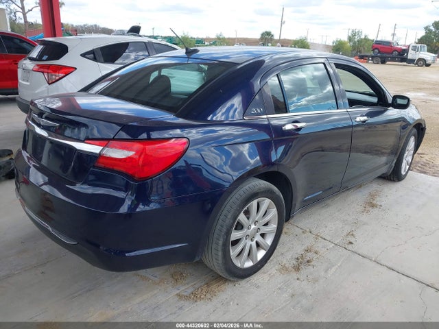 Продаж на аукціоні авто 2013 Chrysler 200 Limited, vin: 1C3CCBCG3DN737716, номер лоту: 44320602