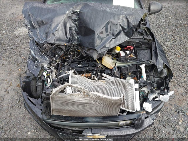 Chevrolet Sonic Lt Auto 2015 1G1JC6SB6F4116827 Image 10