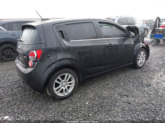 Chevrolet Sonic Lt Auto 2015 1G1JC6SB6F4116827 Image 4