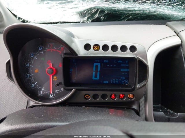 Chevrolet Sonic Lt Auto 2015 1G1JC6SB6F4116827 Image 7