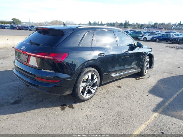 2022 AUDI E-TRON WA1AAAGE1NB005657 Photo 3