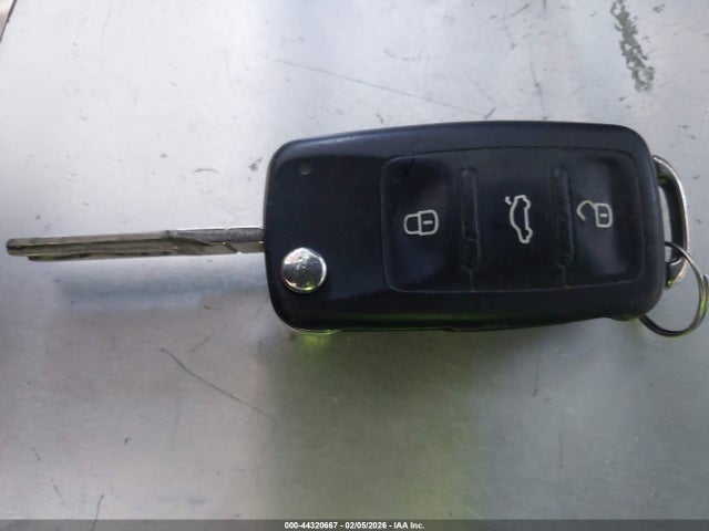 WVWBW8AH4FV004185 Volkswagen Eos Komfort Edition