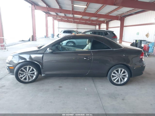 WVWBW8AH4FV004185 Volkswagen Eos Komfort Edition