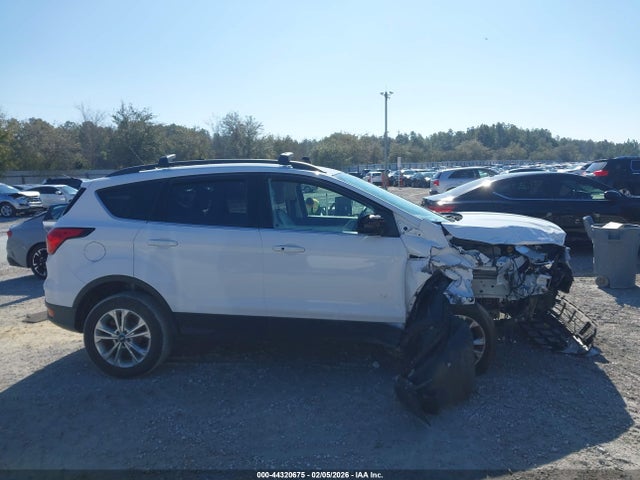 1FMCU9HD5KUC30511 Ford ESCAPE SEL