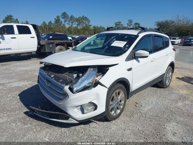 1FMCU9HD5KUC30511 Ford ESCAPE SEL