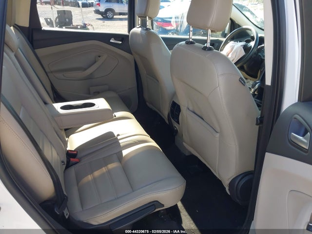 1FMCU9HD5KUC30511 Ford ESCAPE SEL