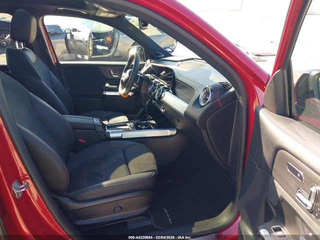44320684 :رقم المزاد ، W1N9M0CB0RN093619 vin ، 2024 Mercedes-benz Eqb 250 Suv مزاد بيع