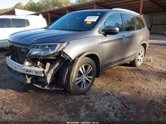 2016 HONDA PILOT 5FNYF5H82GB019587 Photo 1