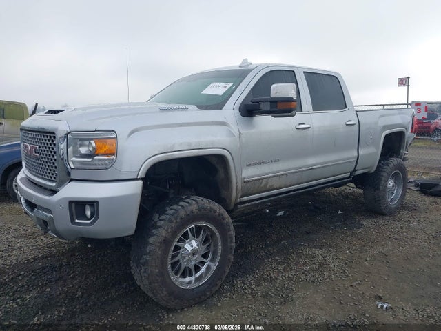 2017 GMC SIERRA 2500HD 1GT12UEY3HF246814 Photo 1