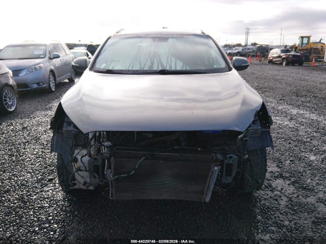 5XYPGDA51GG132037 KIA Sorento 3.3l Lx