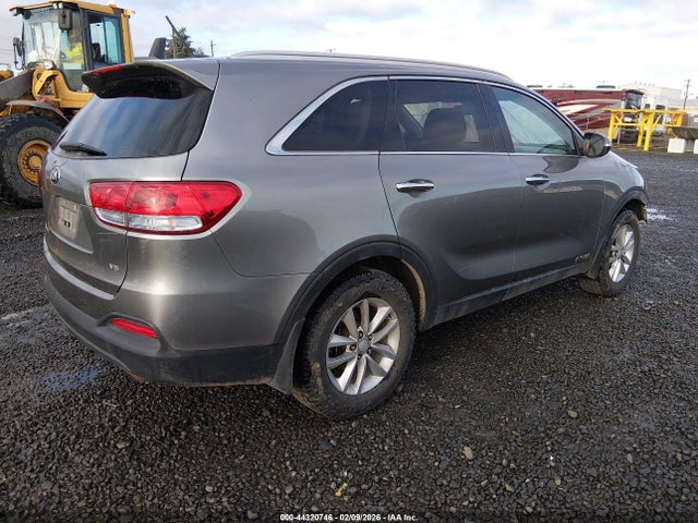 5XYPGDA51GG132037 KIA Sorento 3.3l Lx