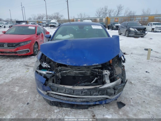 44320765 :رقم المزاد ، 1C3CCCAB2FN657176 vin ، 2015 Chrysler 200 Limited مزاد بيع