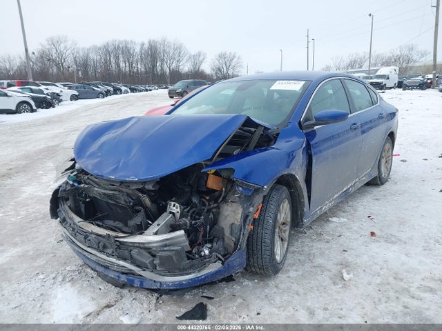 44320765 :رقم المزاد ، 1C3CCCAB2FN657176 vin ، 2015 Chrysler 200 Limited مزاد بيع