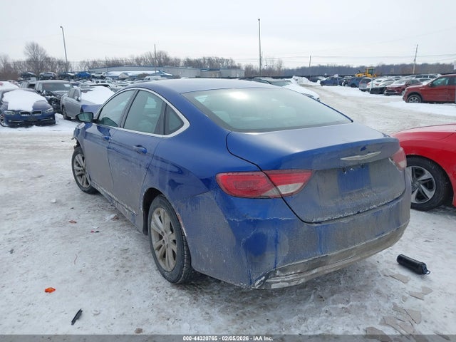 44320765 :رقم المزاد ، 1C3CCCAB2FN657176 vin ، 2015 Chrysler 200 Limited مزاد بيع