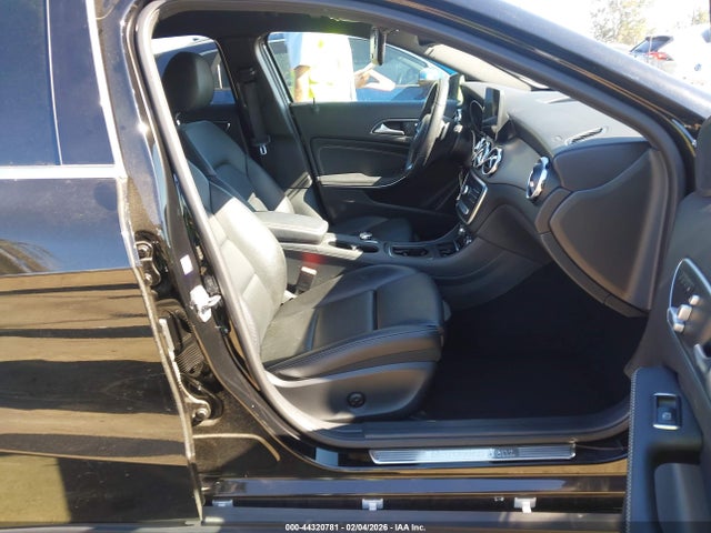 Mercedes-Benz GLA 250 2020 WDCTG4EB6LU024062 Image 5