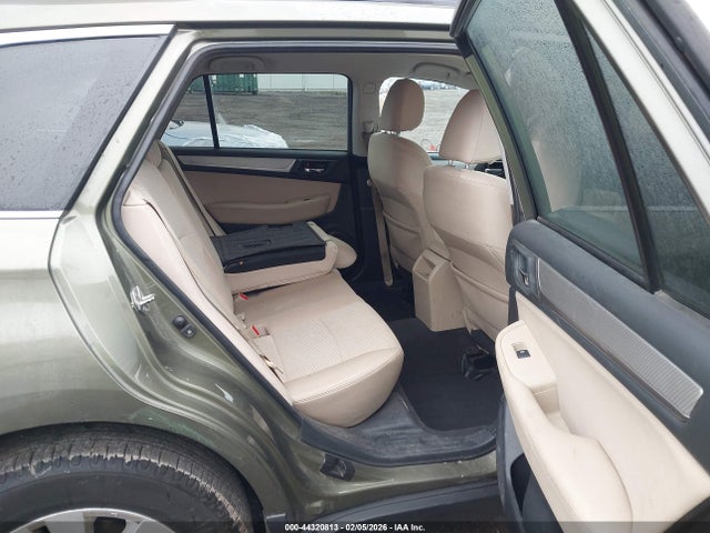 Subaru Outback 2.5i Premium 2015 4S4BSACC9F3321682 Image 8