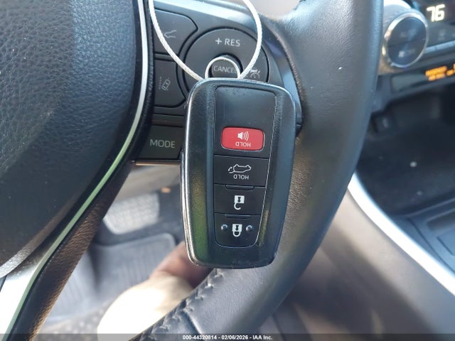 Продаж на аукціоні авто 2020 Toyota Rav4 Xle Premium, vin: 2T3C1RFV3LW090553, номер лоту: 44320814