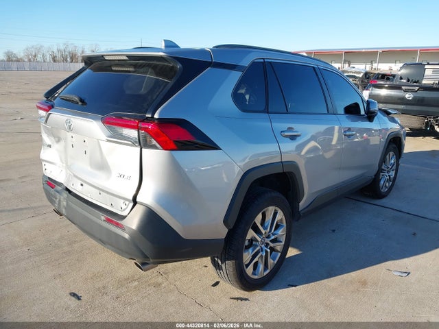 Продаж на аукціоні авто 2020 Toyota Rav4 Xle Premium, vin: 2T3C1RFV3LW090553, номер лоту: 44320814