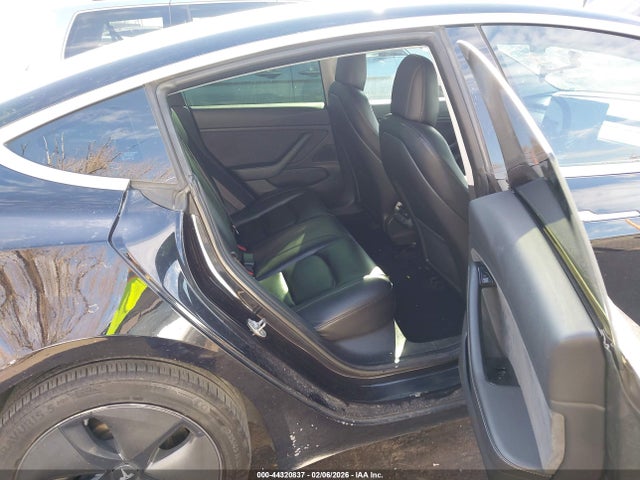 5YJ3E1EB3JF070769 Tesla Model 3 Long Range/performance