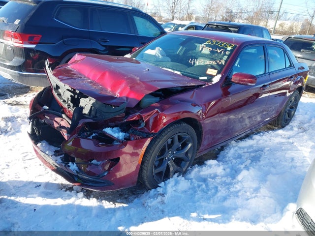 Aukcja sprzedaży 2023 Chrysler 300 300s, vin: 2C3CCABG5PH637352, numer aukcji: 44320839