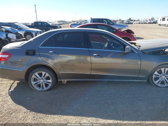 Продажа на аукционе авто 2010 Mercedes-benz E 350, vin: WDDHF5GB2AA211305, номер лота: 44320853
