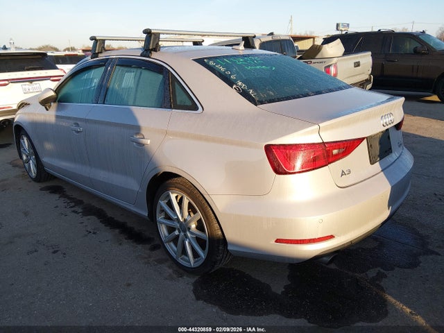 2016 AUDI A3 WAUE8GFF1G1067601 Photo 2