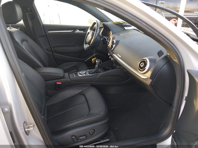 2016 AUDI A3 WAUE8GFF1G1067601 Photo 4