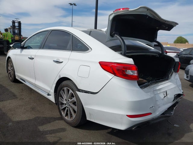 Hyundai Sonata Sport 2015 5NPE34AF9FH185250 Image 3