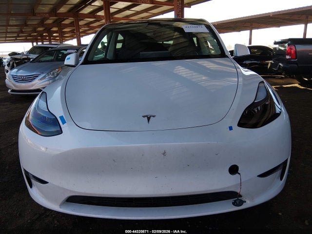44320871 :رقم المزاد ، 7SAYGDEE6SF276992 vin ، 2025 Tesla Model Y Long Range Dual Motor All-wheel Drive مزاد بيع