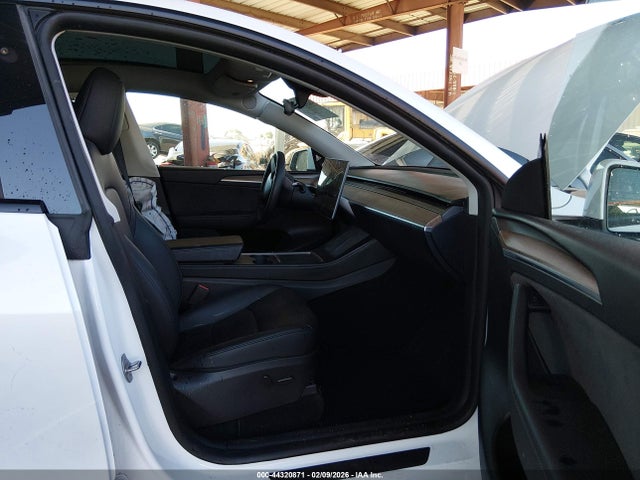 44320871 :رقم المزاد ، 7SAYGDEE6SF276992 vin ، 2025 Tesla Model Y Long Range Dual Motor All-wheel Drive مزاد بيع